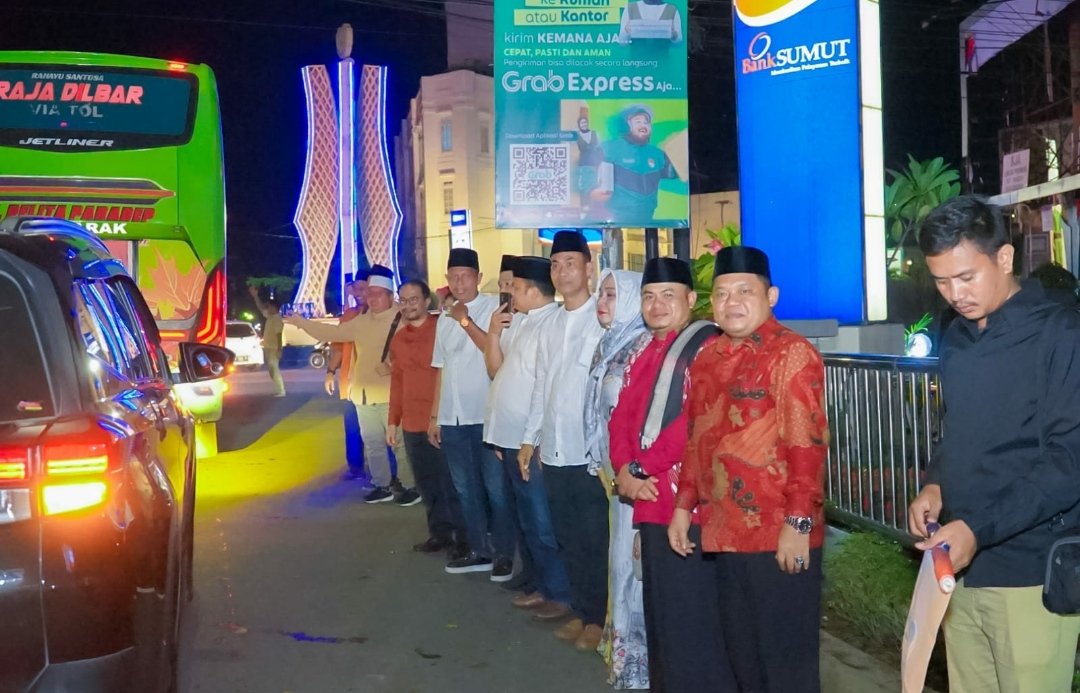 Wabup Labuhanbatu Lepas Jamaah Manasik Haji Akbar Bank Sumut Tahun 2025