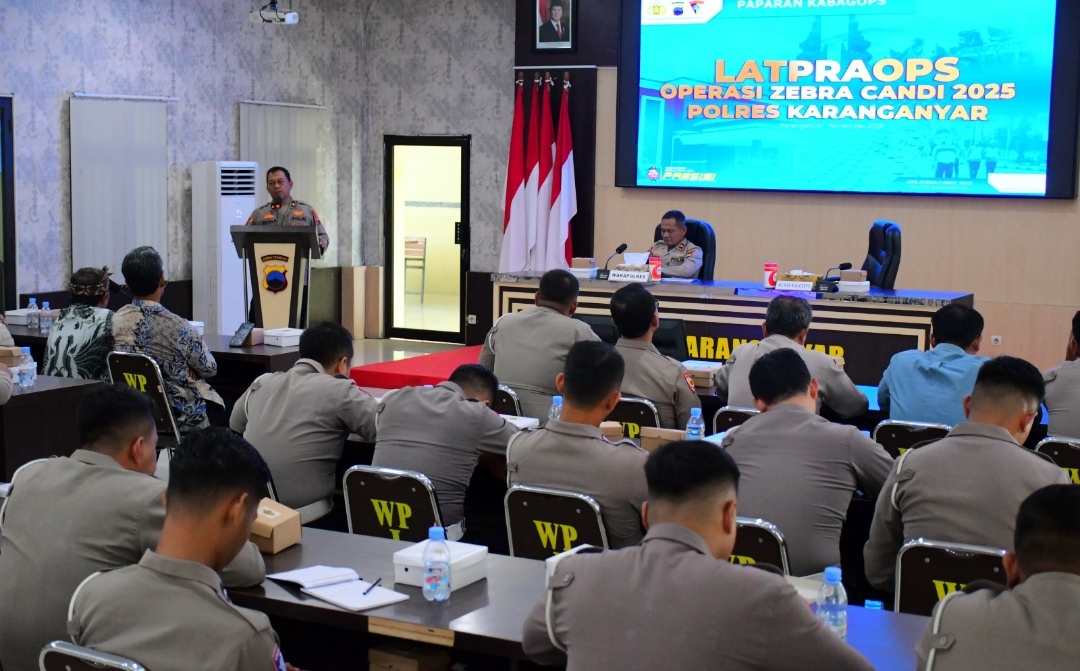 Polres Karanganyar Gelar Latpraops “ZEBRA CANDI 2025” Untuk Wujudkan Kelancaran dan Keselamatan Berlalu Lintas