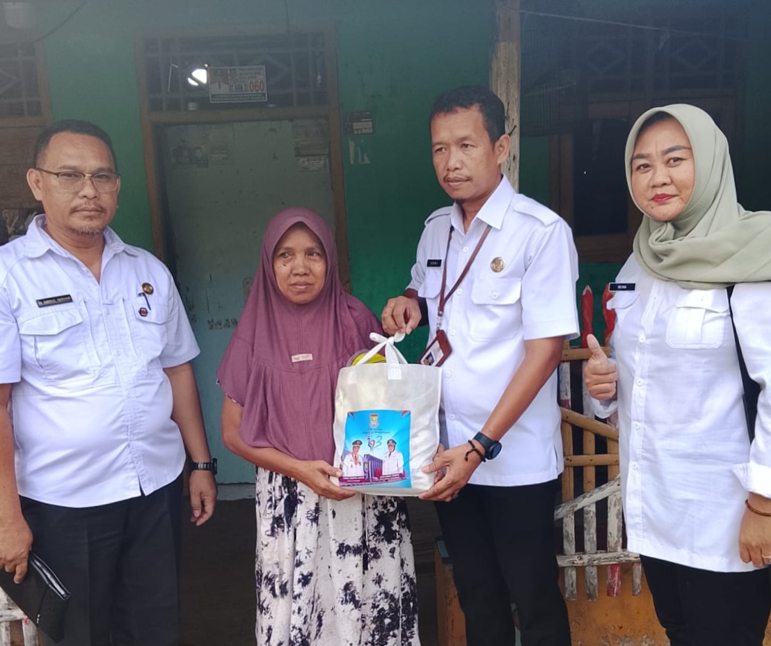 Peringati HUT ke-393, Pemkab Tangerang Salurkan Sembako Door to Door Lewat Kecamatan Kemiri