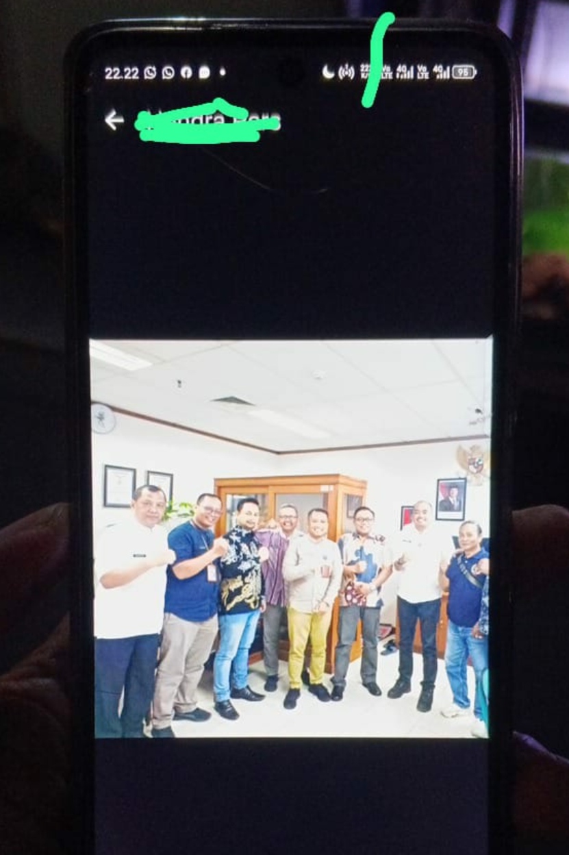  Bahayanya Pasang  Profil Whatsapp Dengan kembar lebih dari 2 orang