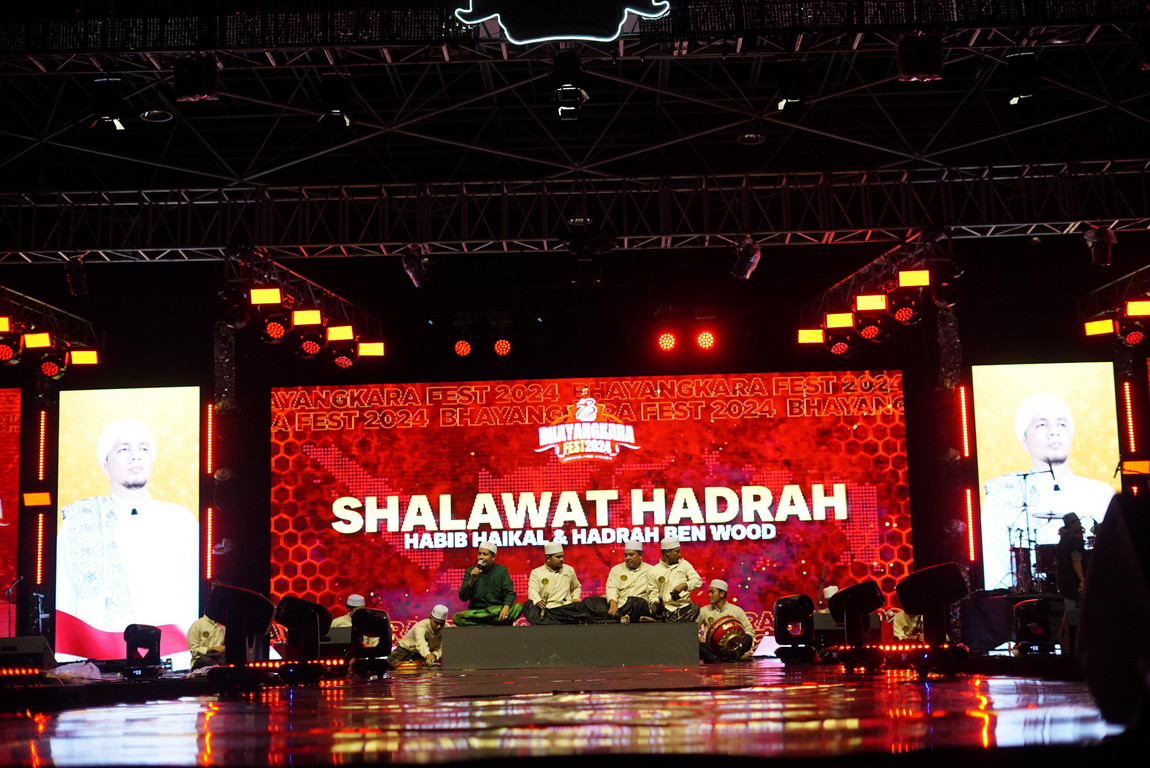 Malam 1 Muharram, Selawat Hadrah Bergema di Bhayangkara Fest 2024