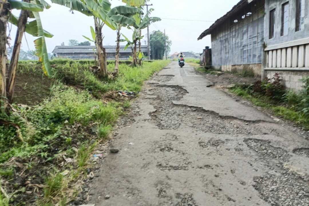 Kades Selawangi Maju Terus Berdedikasi Usai Pensiun