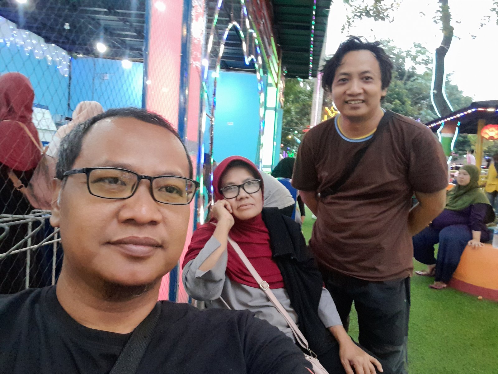 Rosis Aditya Ajak Masyarakat Lebih Tangguh dengan Sikap Bersyukur di Tengah Kesulitan