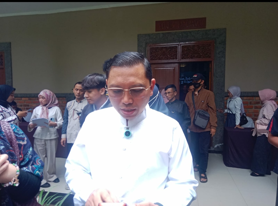 Anggota Komisi IX DPR RI Zainul Munasichin Sosialisasikan Manfaat BPJS Kesehatan kepada Masyarakat Sukabumi