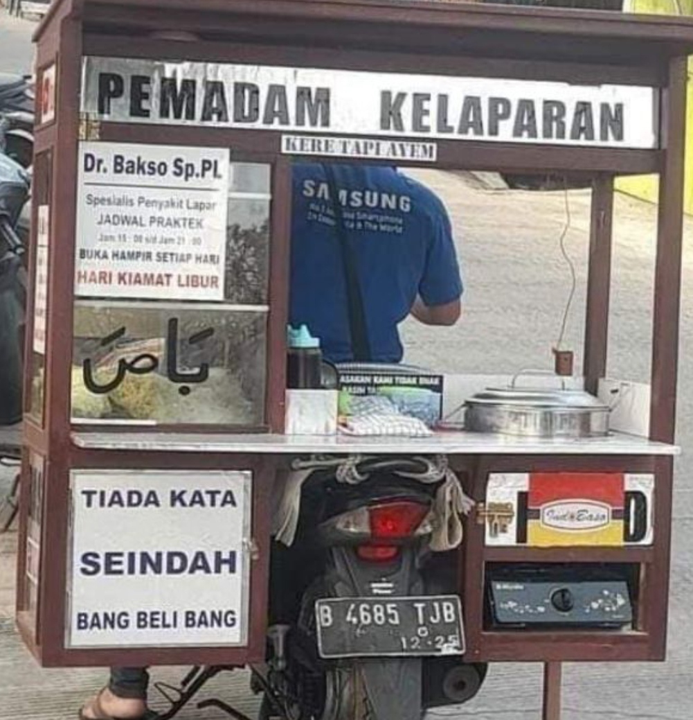 Ada ada Saja Penjual Bakso ini Bikin Daya Tarik Pembeli Dengan Kata-kata Nyeleneh