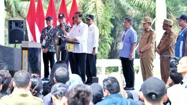 Plt Bupati Simalungun Turut Dampingi Presiden RI Joko Widodo Resmikan Ruas Jalan Tol Inderapura-Kisaran