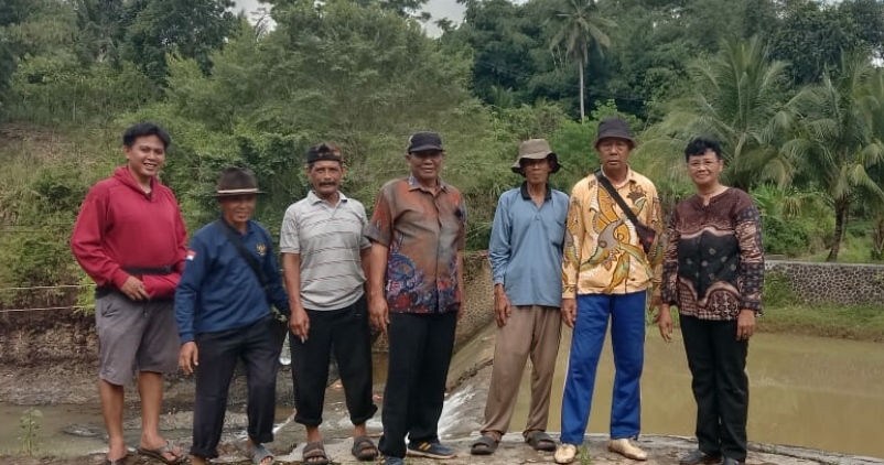 Protes Atas Proyek Tidak Sesuai Harapan Warga Desa di Wilayahnya