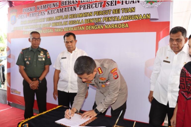 Polrestabes Medan Launching Kampung Bebas Narkoba    