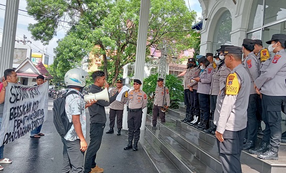 Maraknya Prostitusi Online di Kota Siantar, Kopasis Menggelar Aksi