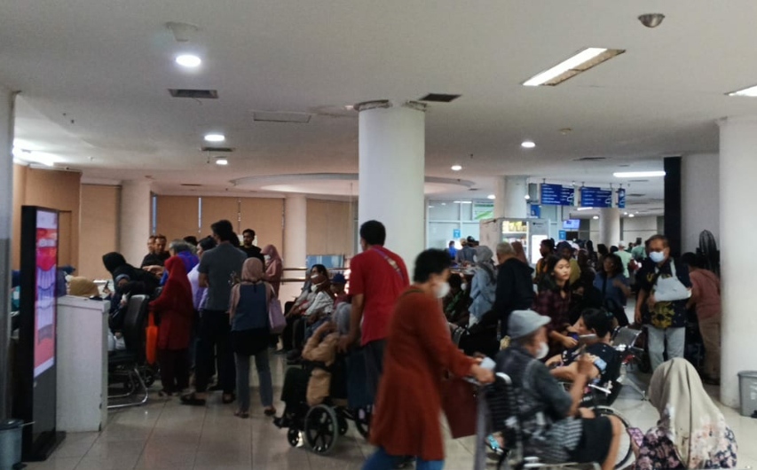 Jangan sakit saat ini, Antrian RS Pelni Penuh ?