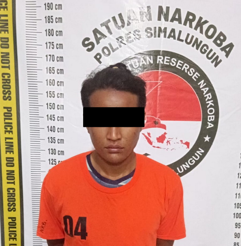 Penangkapan DHS oleh Satnarkoba Polres Simalungun dengan Barang Bukti Sabu 0,43 Gram