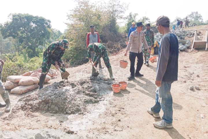 TMMD ke-125 Kodim 0623/Cilegon Untuk  Pembangunan Jalan Sudah Mencapai 30 Persen