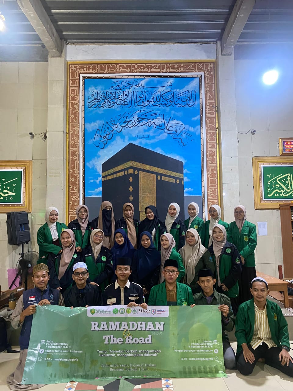 Ramadhan On The Road II Hadir di Ponpes Darul Qur’an Lantaburo, Salurkan 30 Al-Qur’an untuk Santri