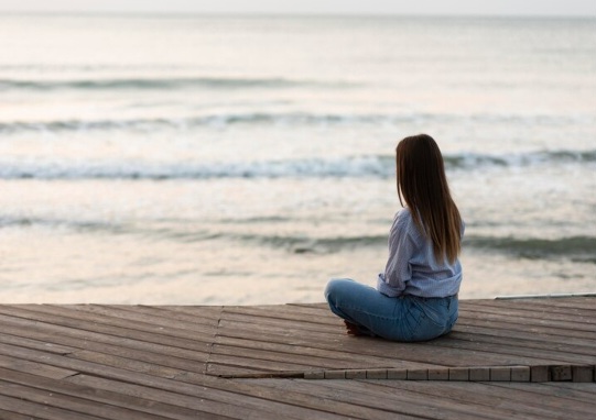 Luka yang Tak Tunduk pada Waktu