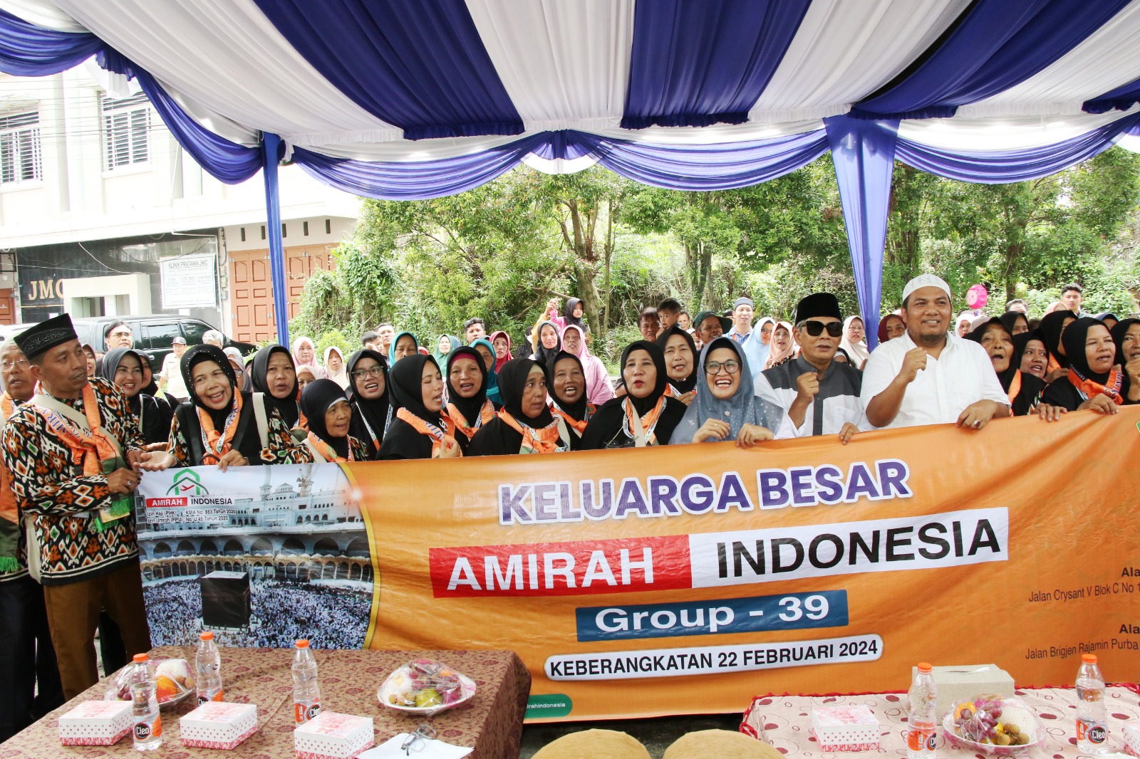 38 Jamaah Umroh PT Amirah Indonesia Tour Diberangkatkan Wali Kota dr Susanti ke Tanah Suci Makkah