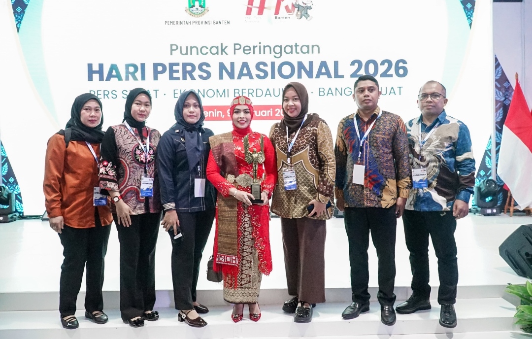 Bupati Labuhanbatu Terima Anugerah Kebudayaan PWI Pusat 2026 di Puncak HPN Banten