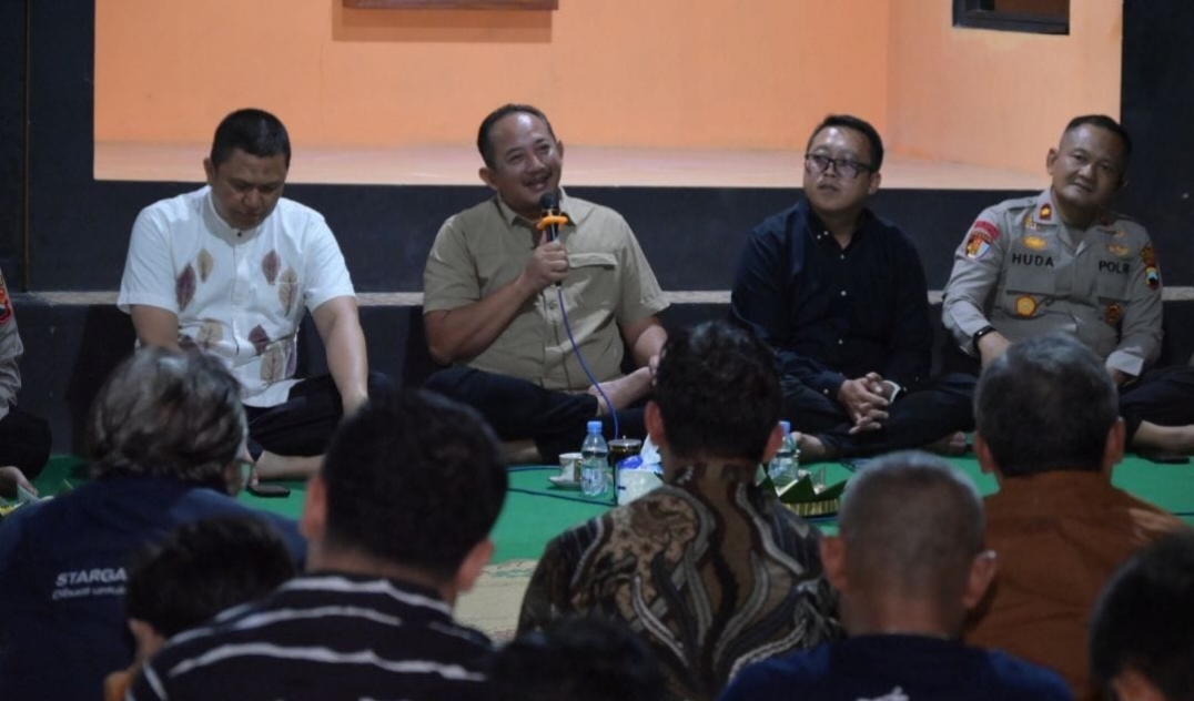 Pemerintah Kabupaten Karanganyar Tak Henti Gelar Silaturahmi Poskamling Wujudkan Keamanan, Gotong Royong Warga