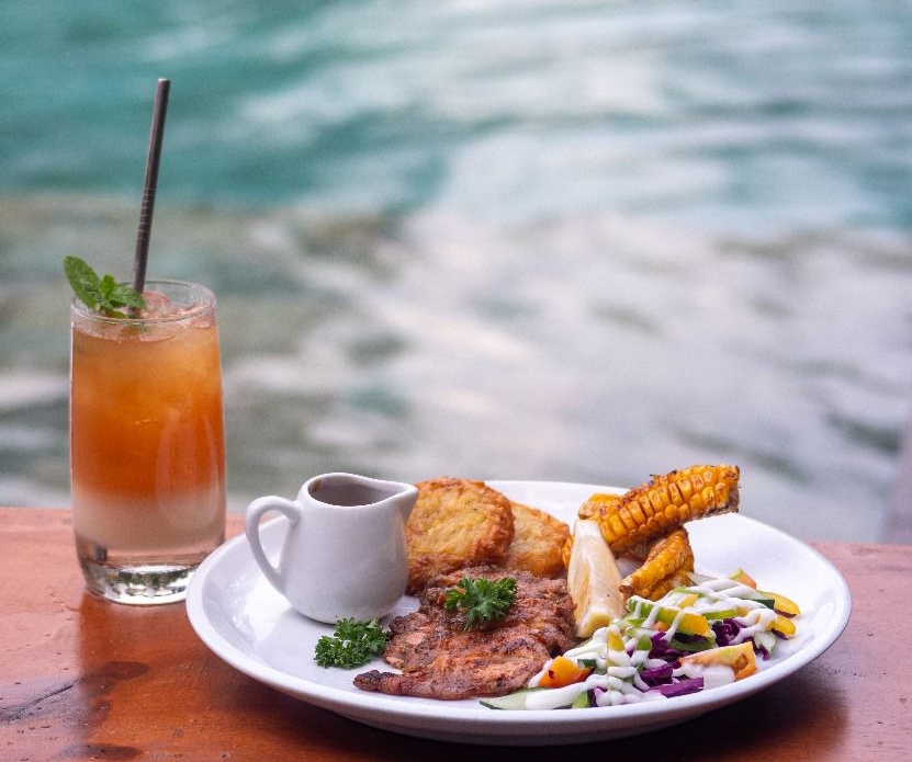 Nava Hotel Tawangmangu Menyajikan Hidangan Spesial Nikmati Chicken Peri Peri