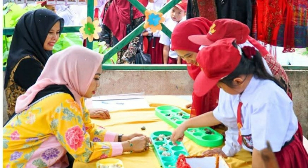 Praktik Baik Menuju PAUD Bermutu 2025, Bunda PAUD Labuhanbatu Kunjungi SDN 11 SATAP Rantau Utara