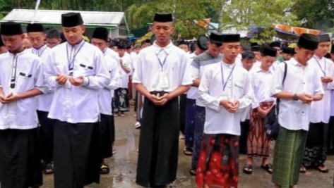 Kemah Santri Nasional Mengokohkan Tali Silaturahmi Dengan Pimpinan Siapkan Santri Calon Pemimpin Masa Depan