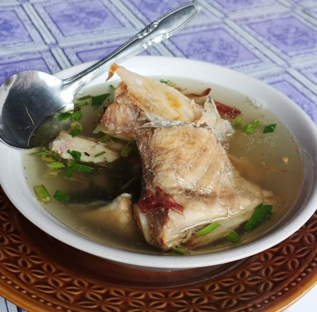 Suta Widhya: Sop Ikan Jangilus Terasa Menikmati Sop Buntut