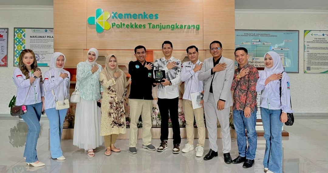 Poltekkes Tanjung Karang Jadi Pelopor Nasional, Jalin MoU - LBH KIS Untuk Penguatan Literasi Hukum Kesehatan