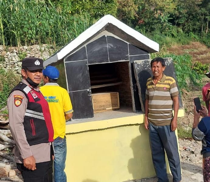 Reaksi Cepat Polres Simalungun Evakuasi Potongan Tubuh Manusia, Diseret Banjir Bandang ke Danau Toba