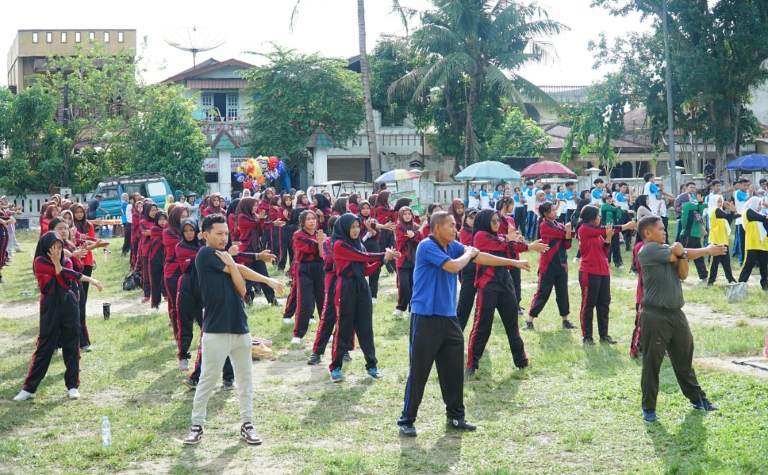 Bupati Maya Ikuti Senam Indonesia Sehat Sambut HUT Pemkab 