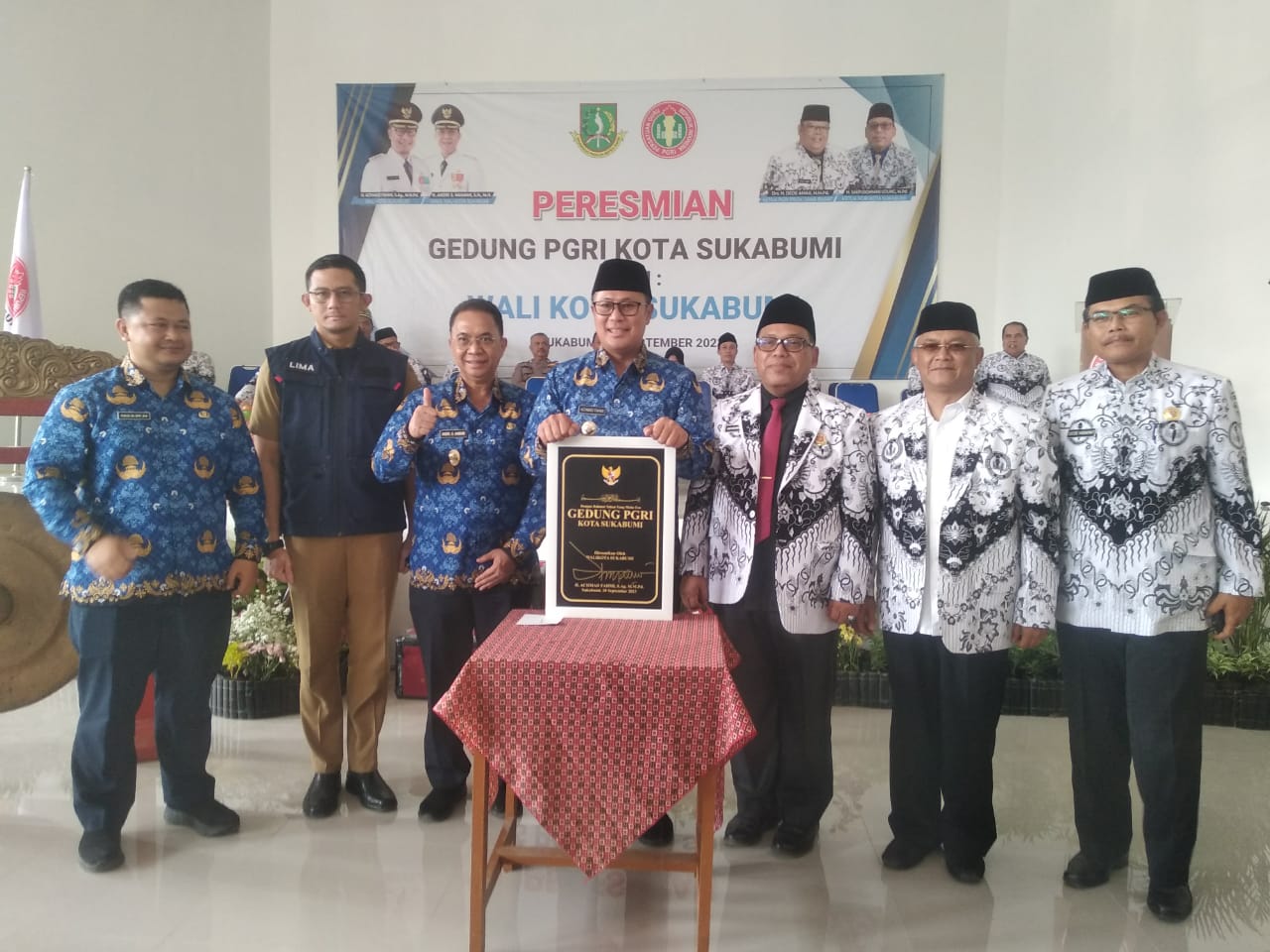 Peresmian Gedung Baru PGRI Kota Sukabumi yang Diresmikan oleh Bapak Walikota Sukabumi