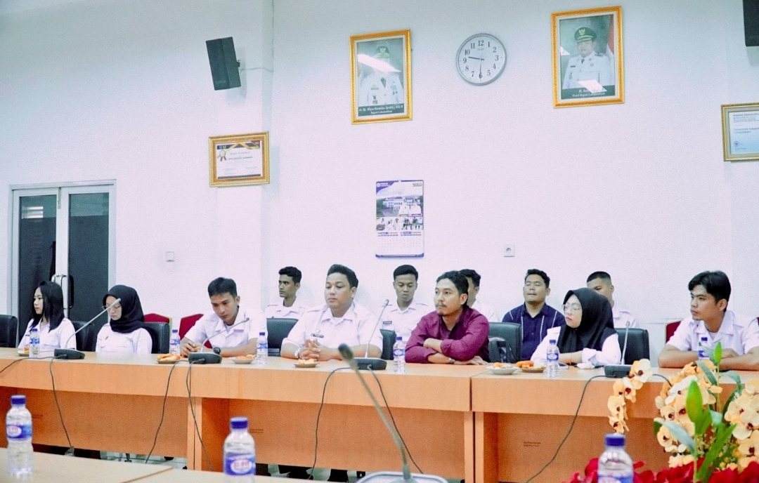 Sekda Labuhanbatu Pimpin Evaluasi Program Makan Bergizi Gratis