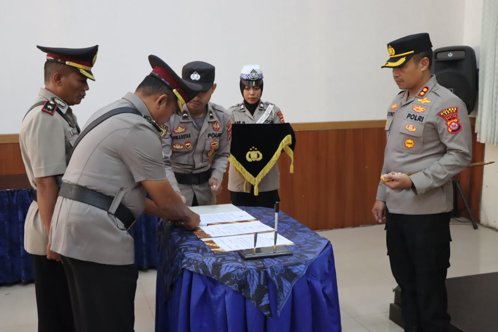 Kapolres Lebak Pimpin Upacara Serah Terima Jabatan Kapolsek Maja Polres Lebak