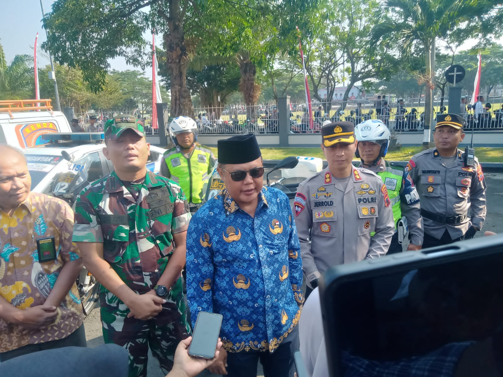 Bupati Karanganyar Bersama Kapolres dan Dandim Gelar Apel Karhutla di Halaman Kantor Bupati 