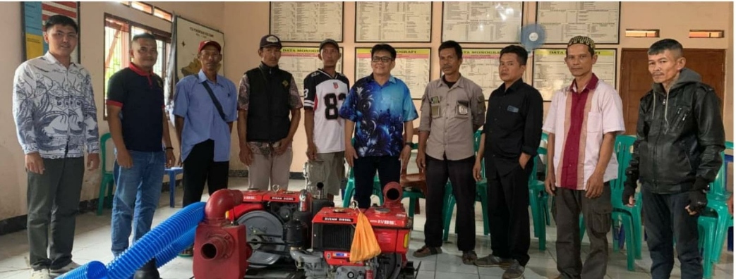 Pemdes Cimahi Salurkan Beragam Bantuan untuk Warga, Mulai BLT hingga Mesin Pompa Air bagi Petani