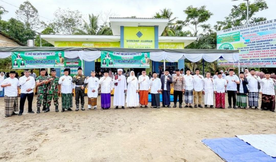 Wakil Walikota Siantar Irup Peringatan Hari Santri Nasional Tahun 2025 di  Ponpes Mahabbaturrosul SAW