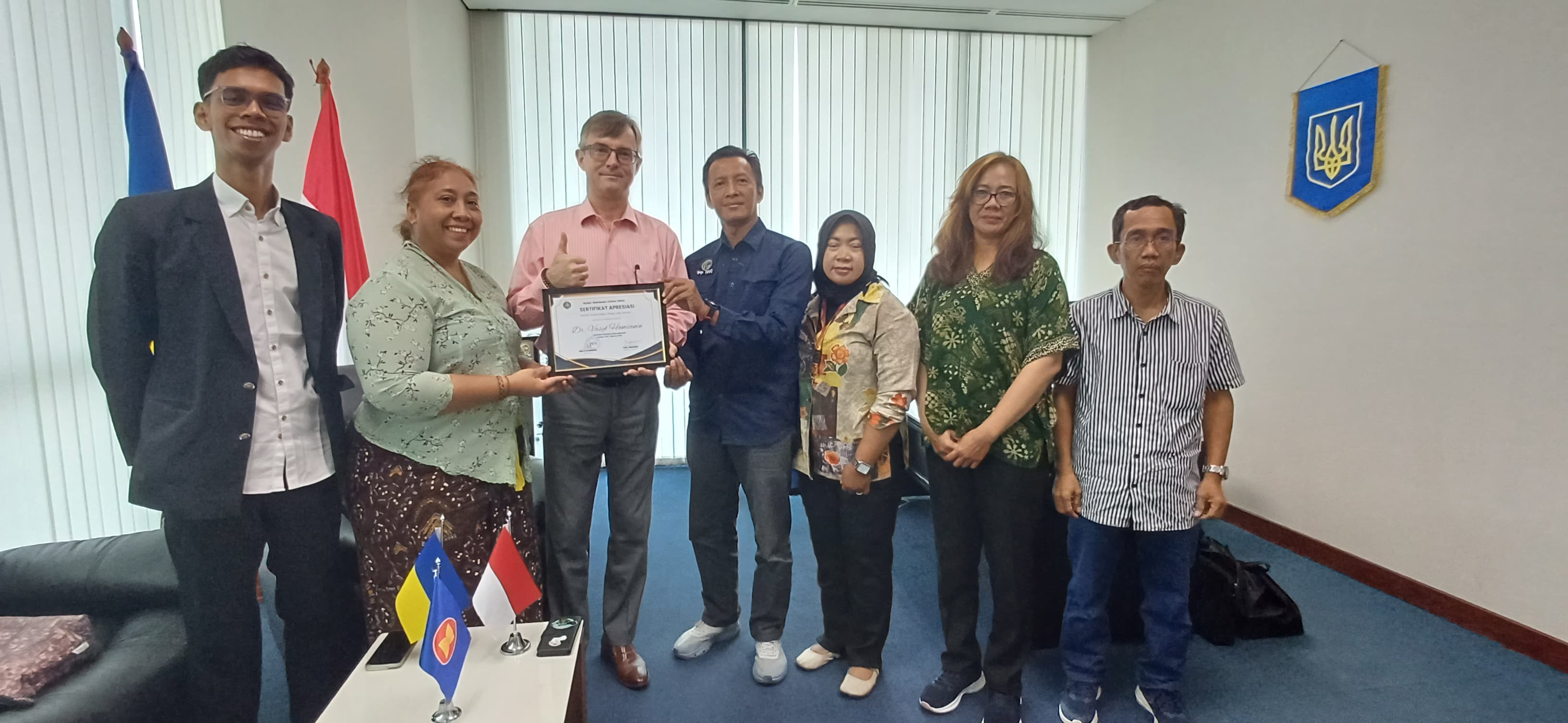 Pengurus Pusat IWO Apresiasi Kolaborasi Dubes Ukraina Dr. Vasyl Hamianin di Indonesia
