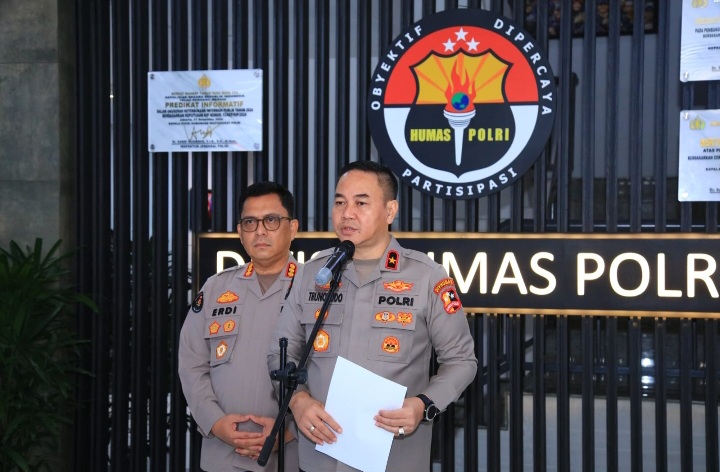 Kapolri Tetapkan Status Gugur dan Berikan KPLB Anumerta Terhadap 3 Personel Terbaiknya