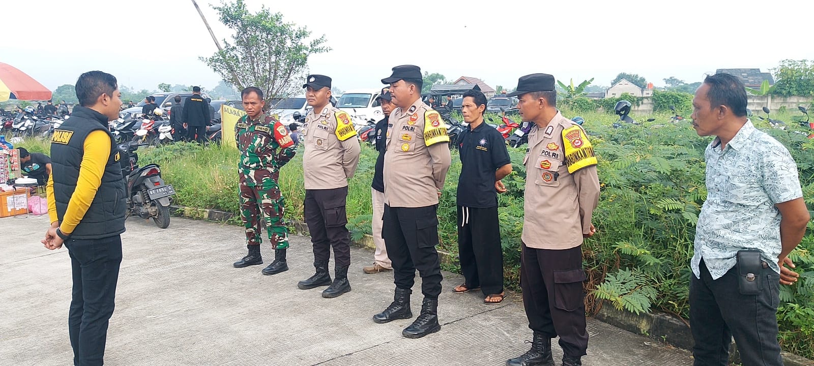 Babinsa Sukatani Monitoring Pendadaran PSHT dan Imbau Ketertiban