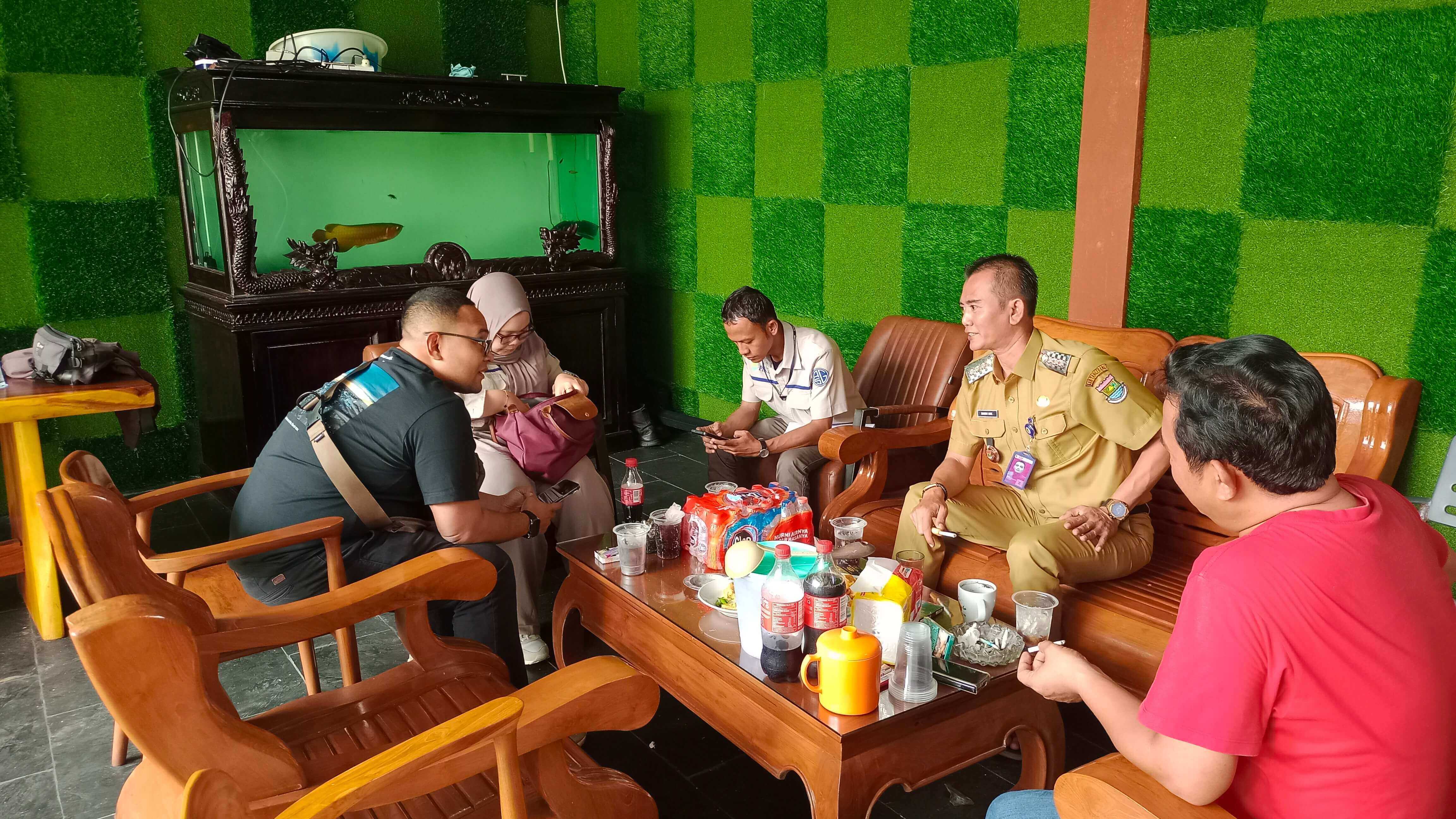 Camat Kemiri Tinjau Persiapan Kunjungan Menteri PKP di Desa Patramanggala