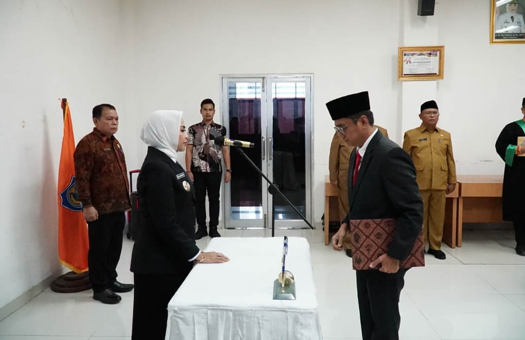 Bupati Labuhanbatu Lantik 6 Pejabat Tinggi Pratama