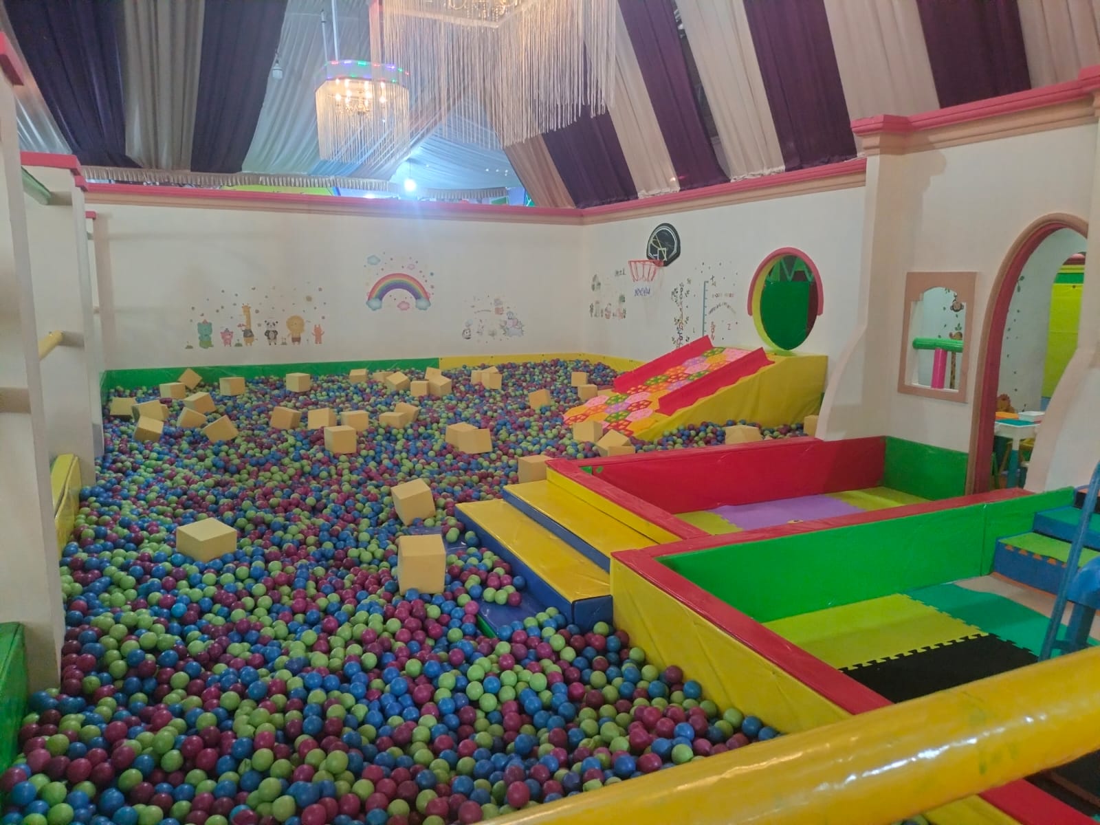 Playground Arka Putra, Wahana Wisata Keluarga Murah Meriah di Curug Bonteng Kragilan