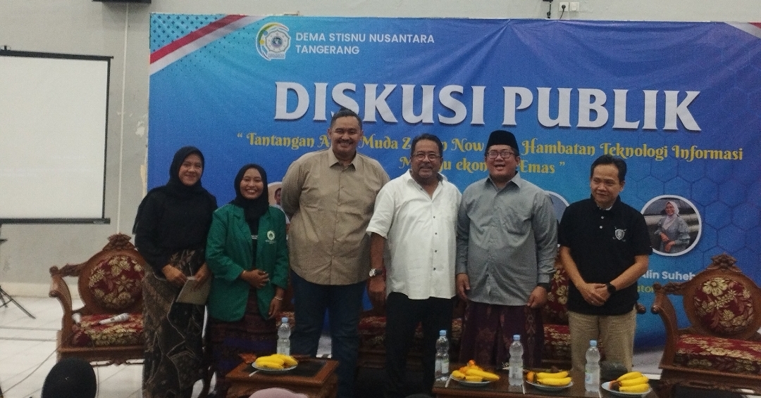 Diskusi Publik Dalam Tema Tantangan Anak Muda Zaman Now Dan Hambatan Teknologi Informasi Menuju Ekonomi Emas