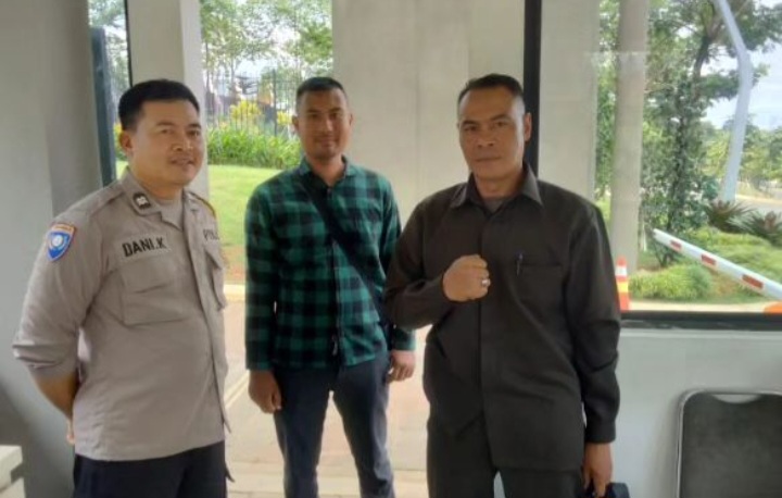 Bhabinkamtibmas Polsek Sukaraja Polres Bogor Kontrol Pos Security Dalam Rangka Menciptakan Harkamtibmas