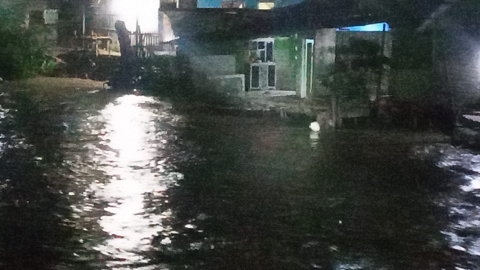 Hujan Dengan Itensitas Tinggi, Banjir Landa Dua Kecamatan di Gorontalo