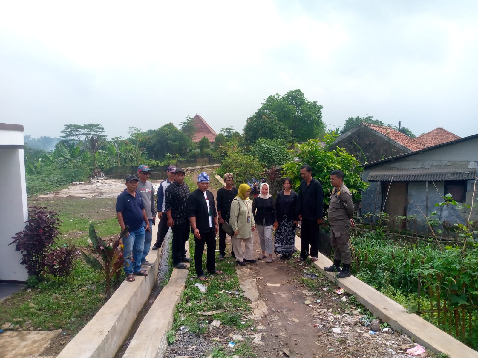 Peninjauan Lokasi Pembangunan Infrastruktur di Desa Purwasari Kabupaten Bogor