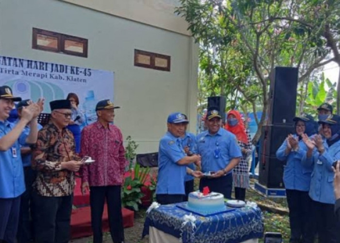 Hari Jadi ke 46 Perumda Air Minum Tirta Merapi Kabupaten Klaten Sabet BUMD AWARD Kategori Bintang Lima 