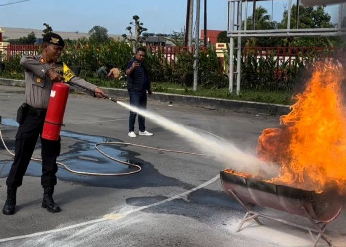 PT Pertamina Patra Niaga Sumbagut Lakukan Pelatihan APAR