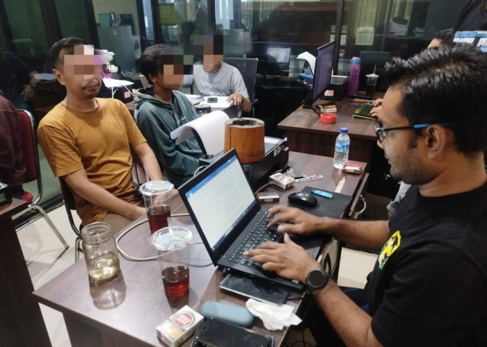Tiga Pria diringkus  Satresnarkoba Polres Karanganyar, Terancam Hukuman Hingga 20 Tahun Penjara