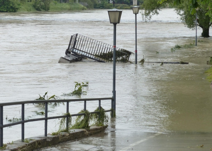 Reboan Thema Banjir Sumatera