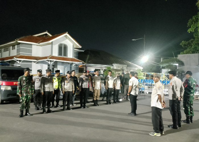 Hadirkan Rasa Aman di Bulan Suci, Muspika Kemiri Intensifkan Patroli Gabungan