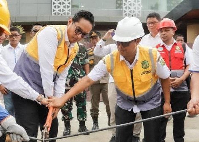Rico Wass Pasang Kabel Tanam Demi Terciptanya Kota Medan yang Modern